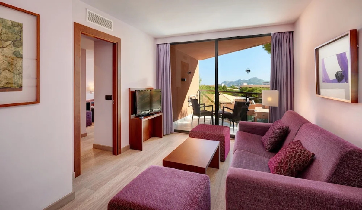 Protur Turó Pins Hotel