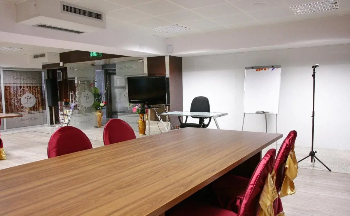 Grand Pier Hotel Old Town