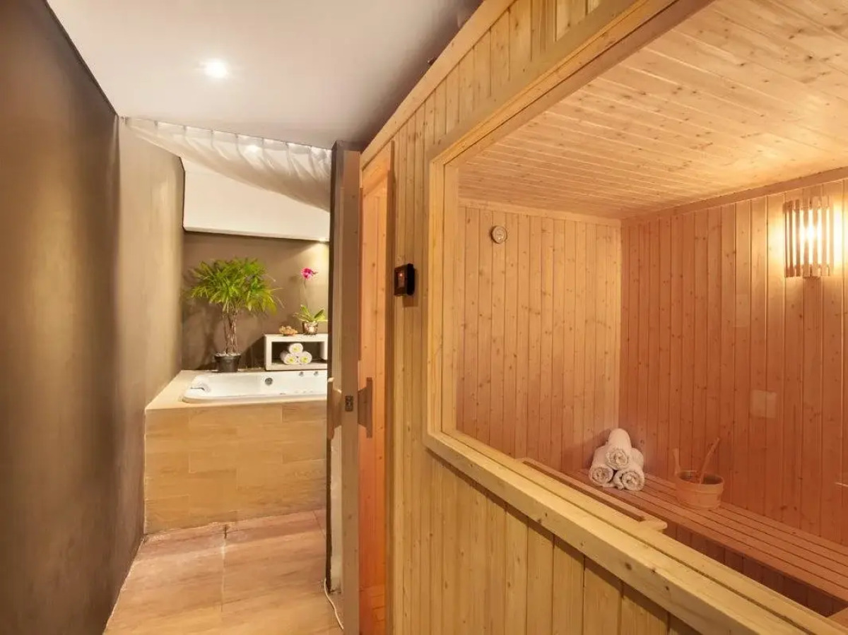 Sovereign Bali Hotel