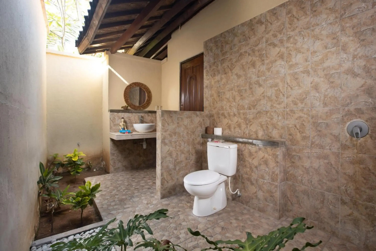 The Tanis Beach Resort Nusa Lembongan