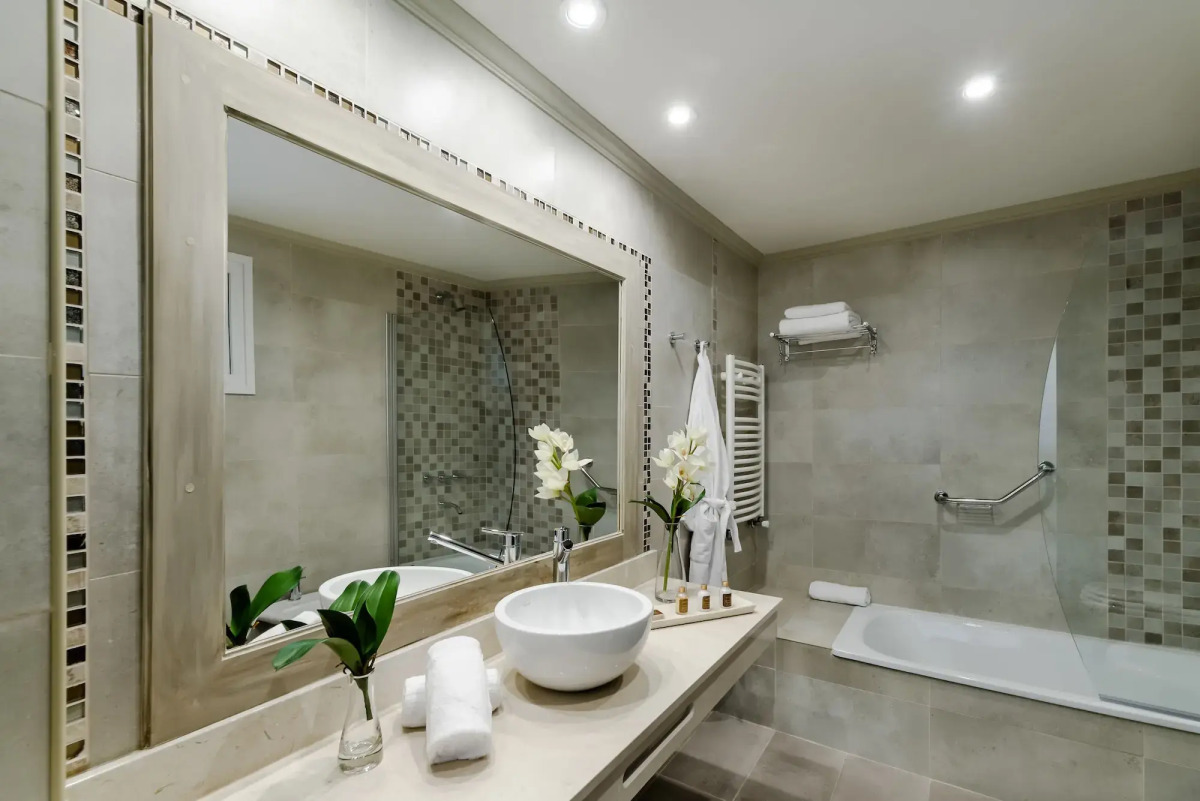 Aguila Mora Suites & Spa