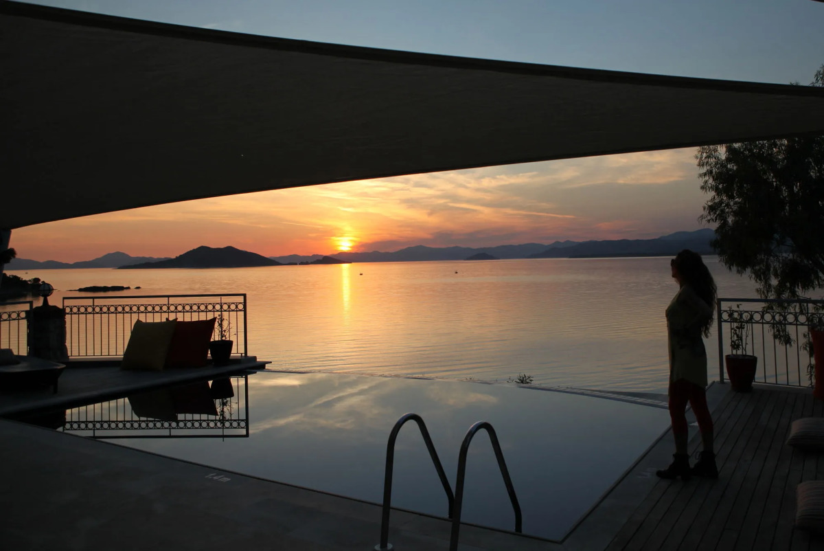 Ece Hotel Sovalye Island