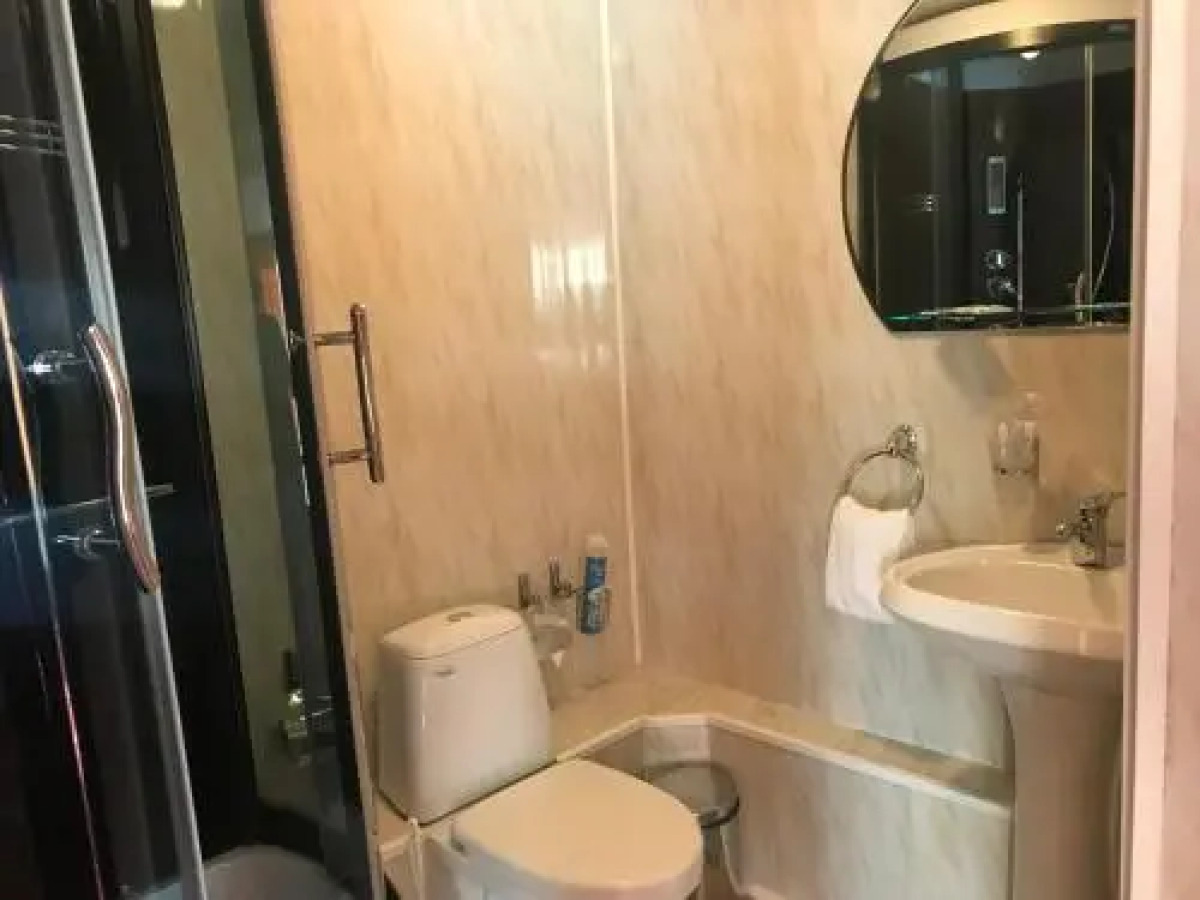 Адмирал Яхт-клуб