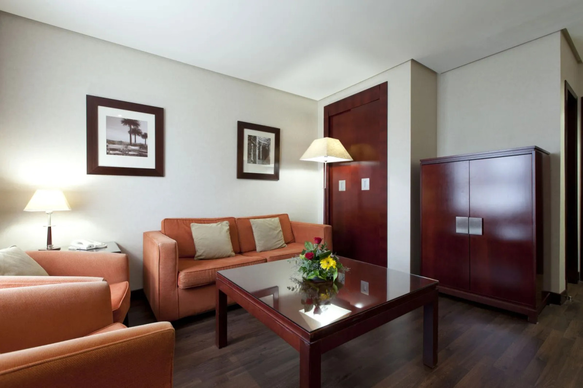 Отель Valencia Center