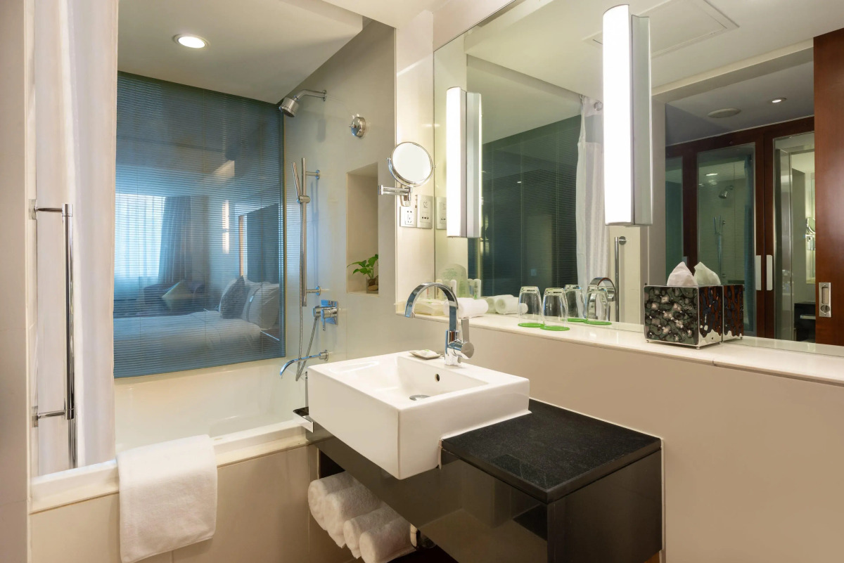 Holiday Inn Shanghai Pudong by IHG