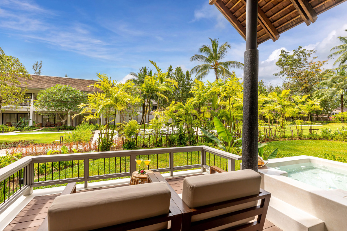 Outrigger Khao Lak Beach Resort