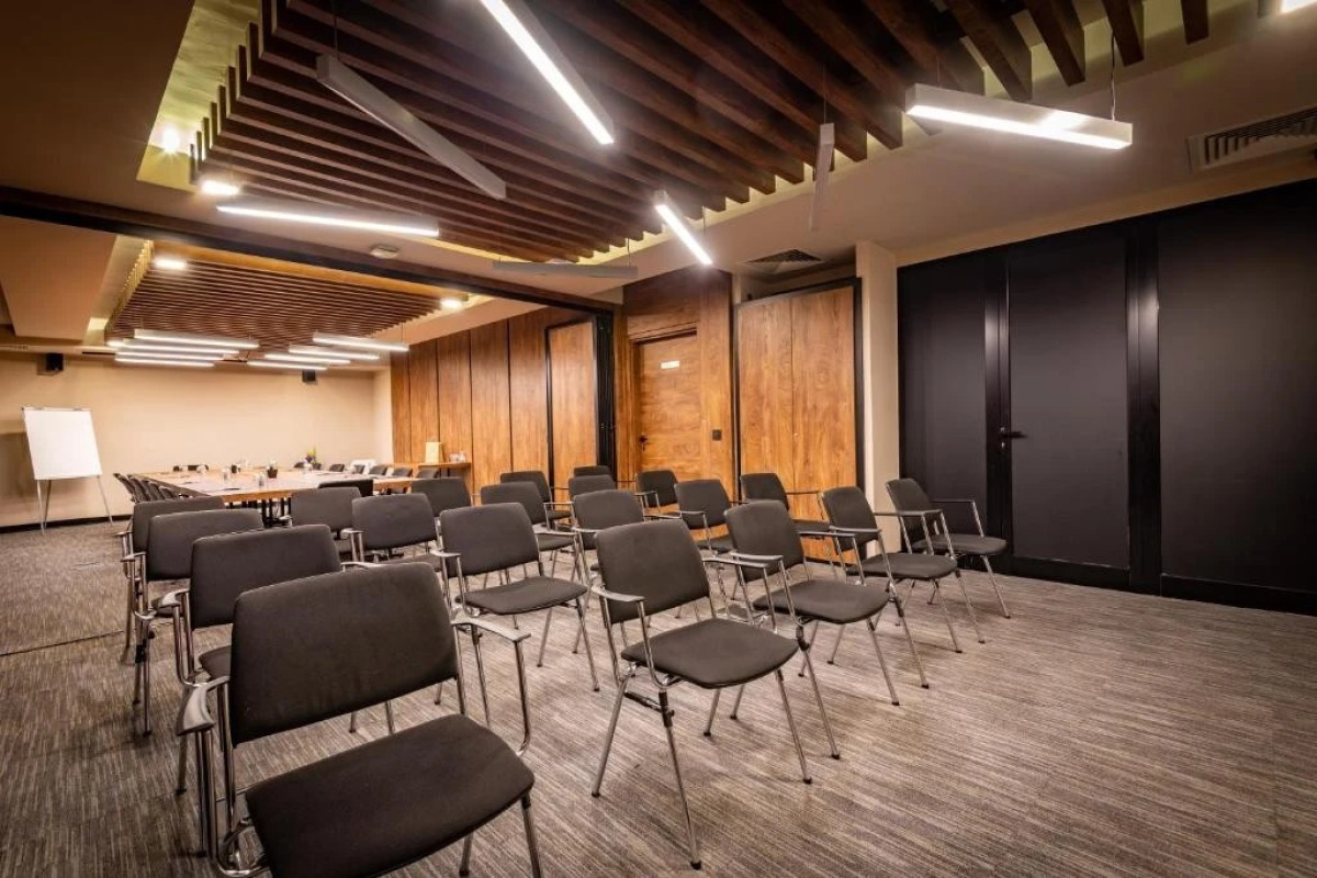 Отель Amsterdam 