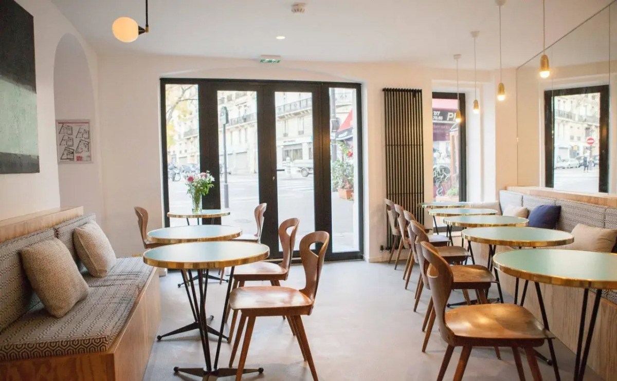 Отель Montholon Paris