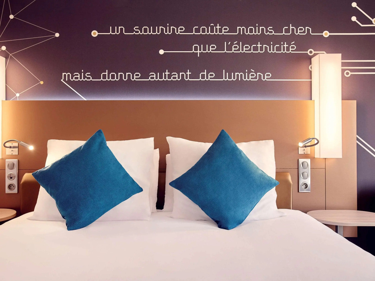 Отель Peyris Opera