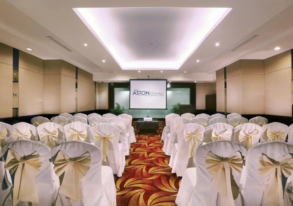 Grand Aston Medan