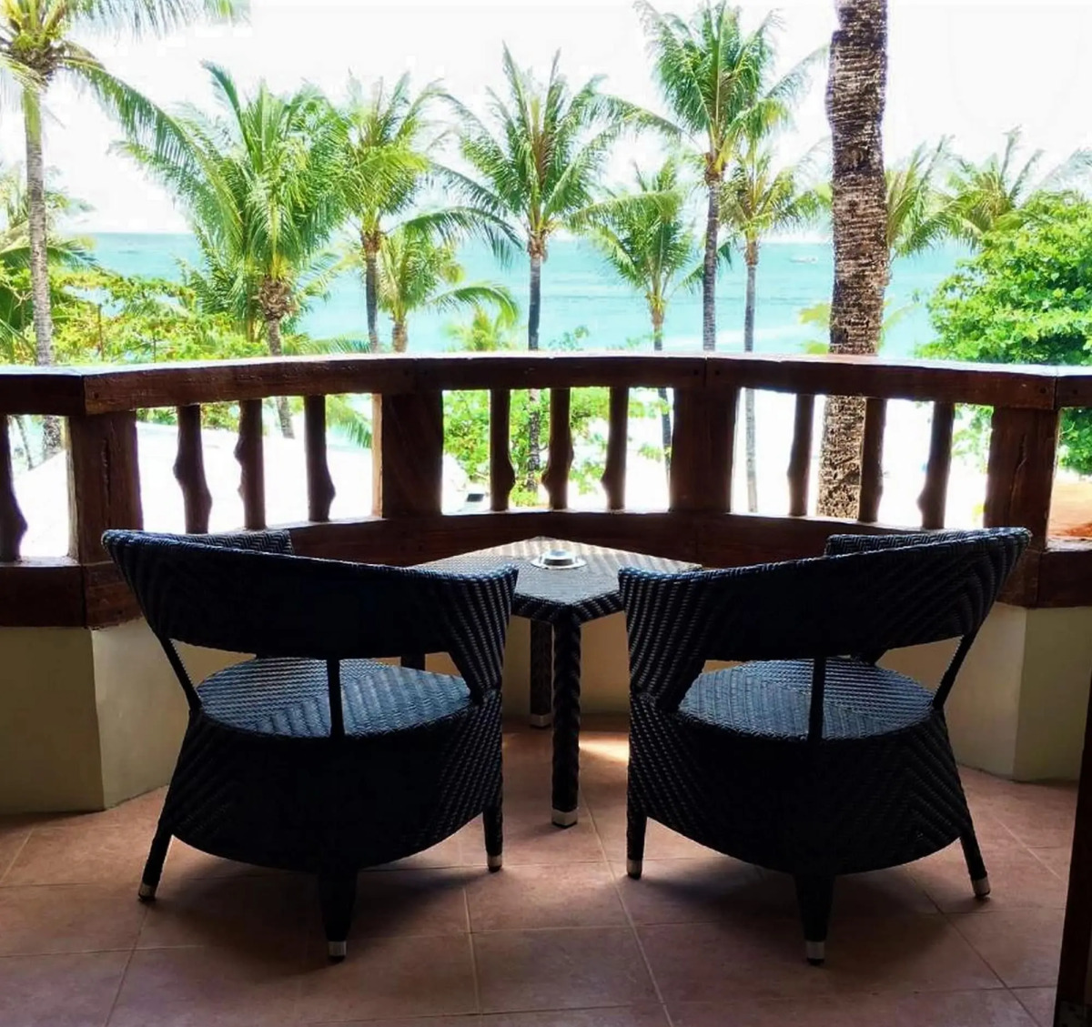 Red Coconut Beach Hotel