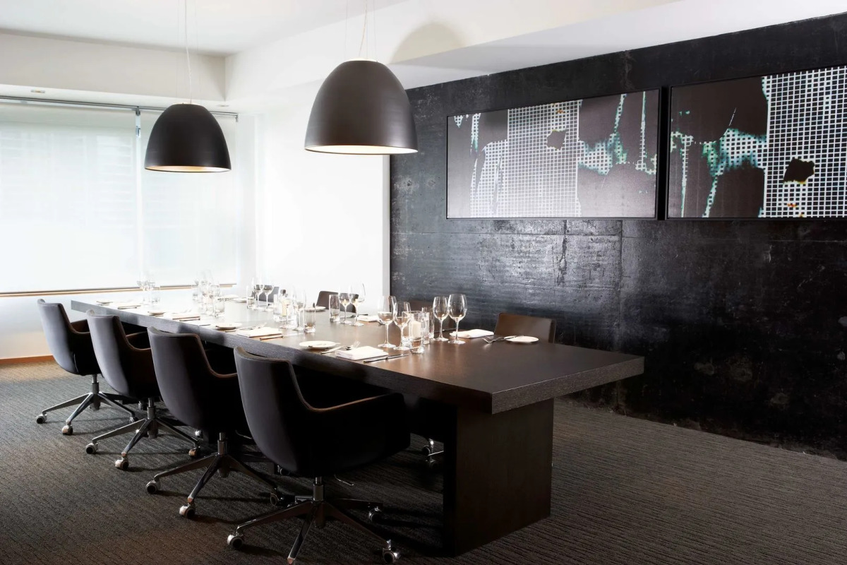 Le Germain Hotel Maple Leaf Square