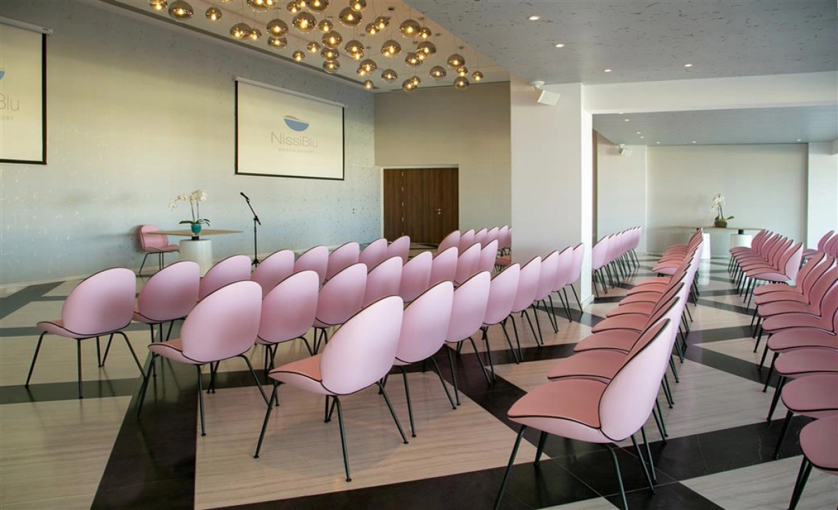 Nissiblu Beach Resort