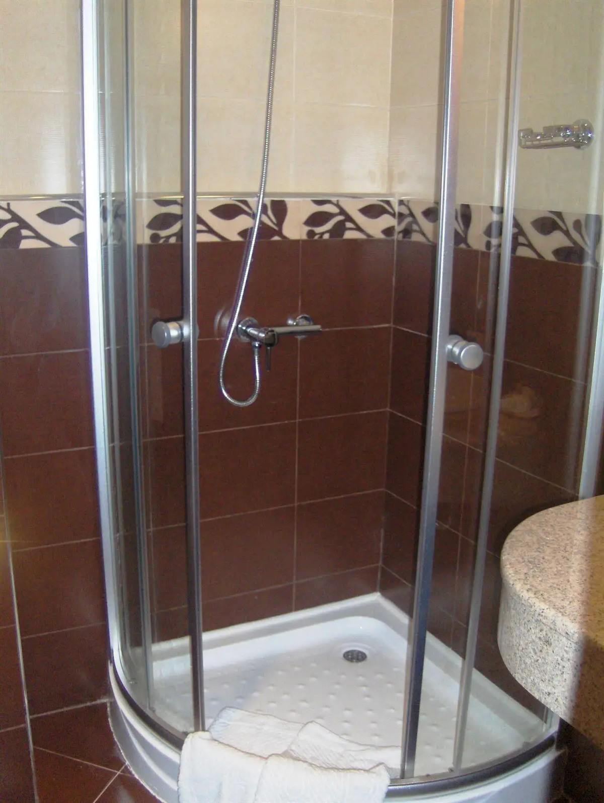 City Avenue Hotel by HMG