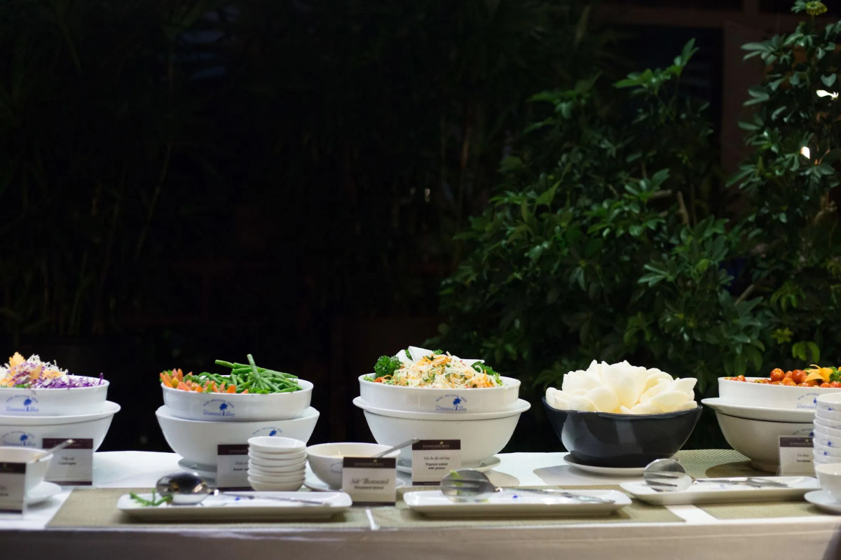 Diamond Bay Resort and Spa