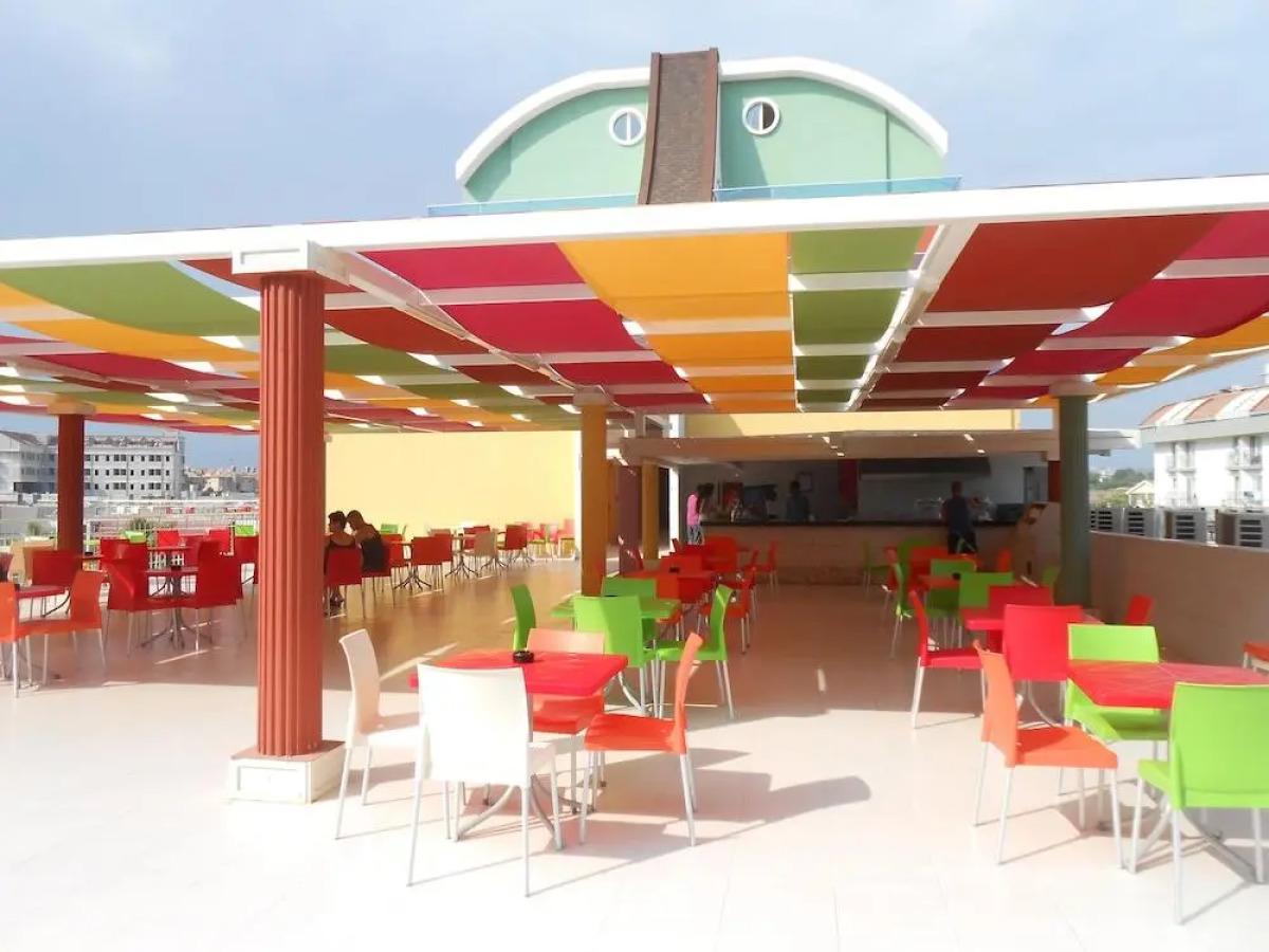 Side Win Hotel & Spa