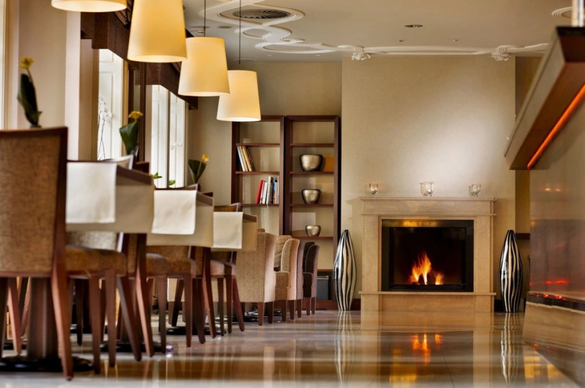 Roset Hotel & Residence