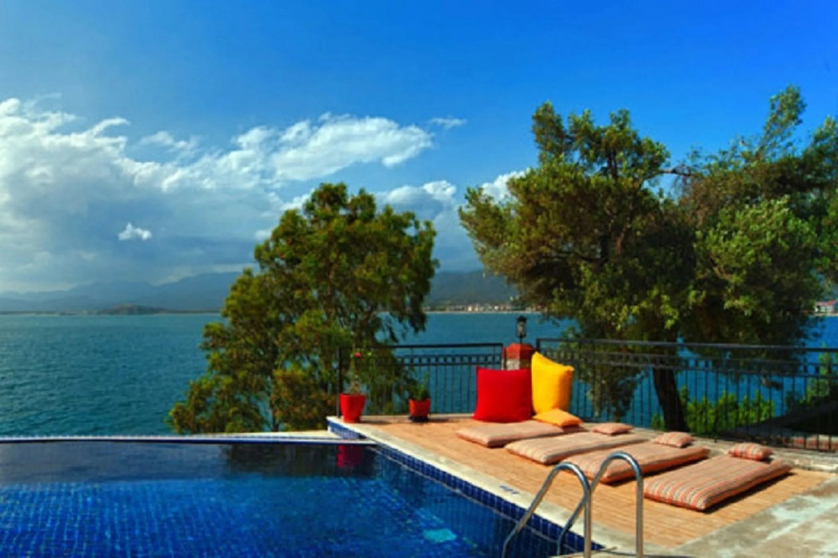 Ece Hotel Sovalye Island