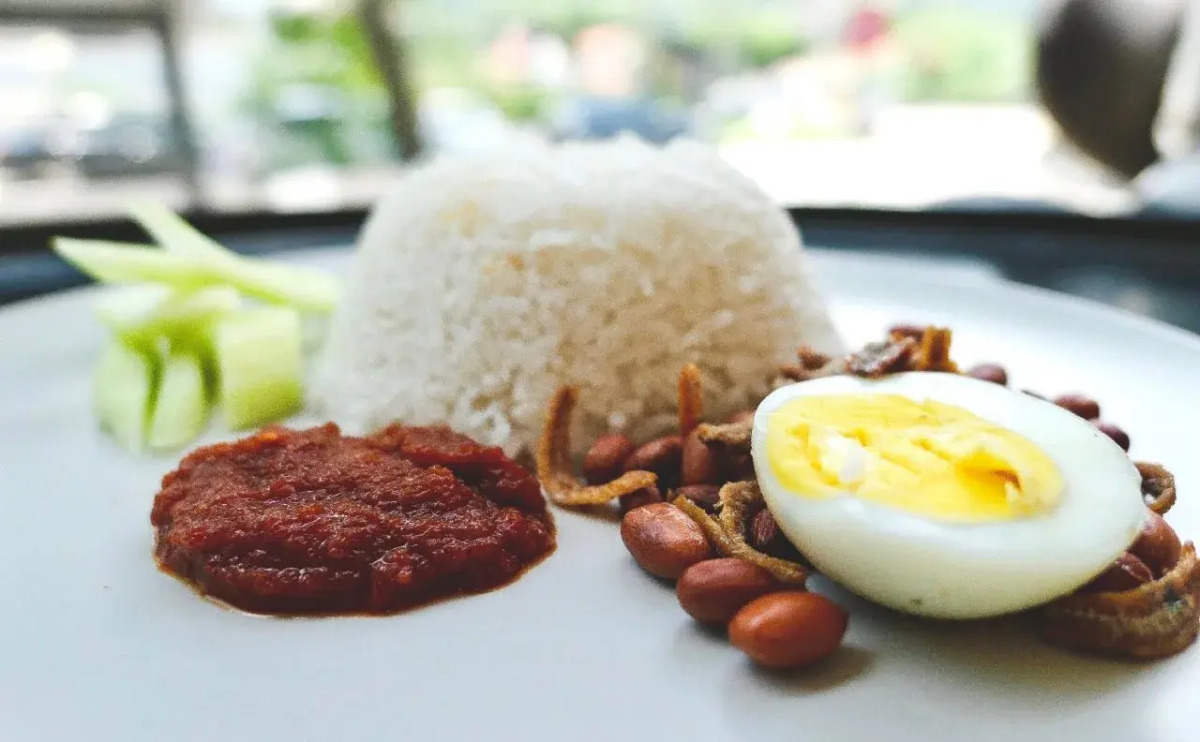 Tropics Eight Suites