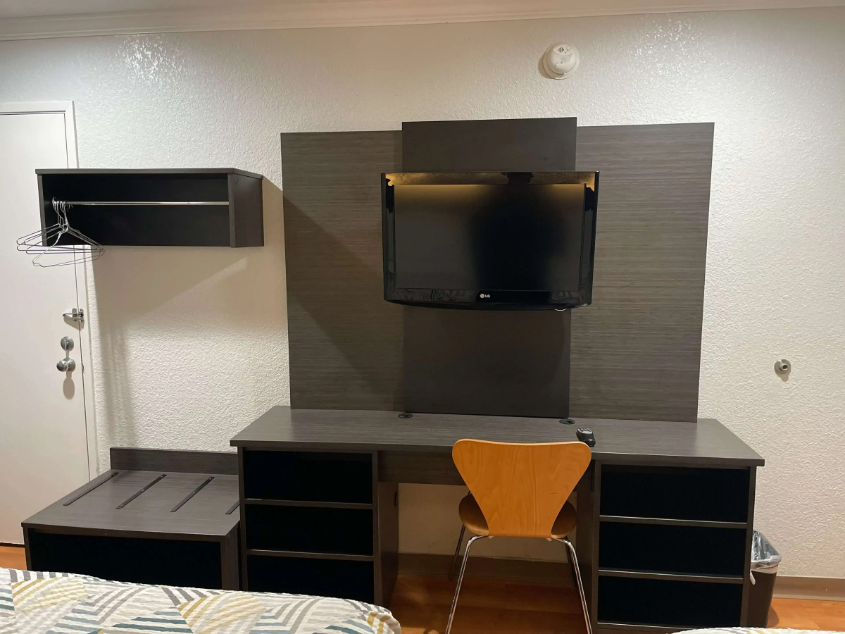 Motel 6 Sacramento, CA - Downtown