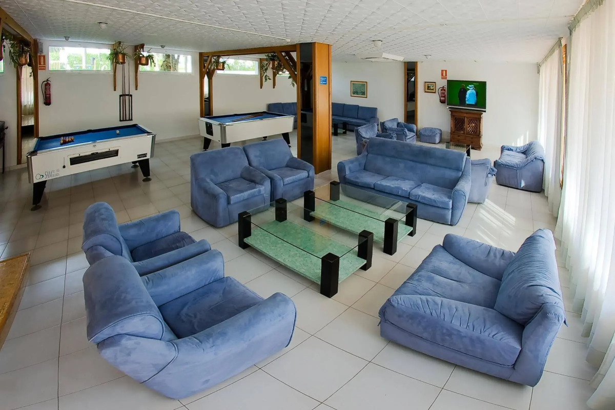 Ebano Hotel Apartments & Spa