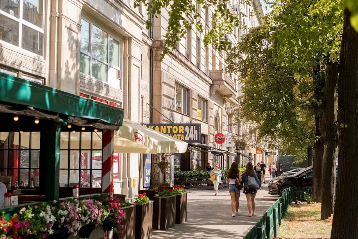 Plac Konstytucji Studio