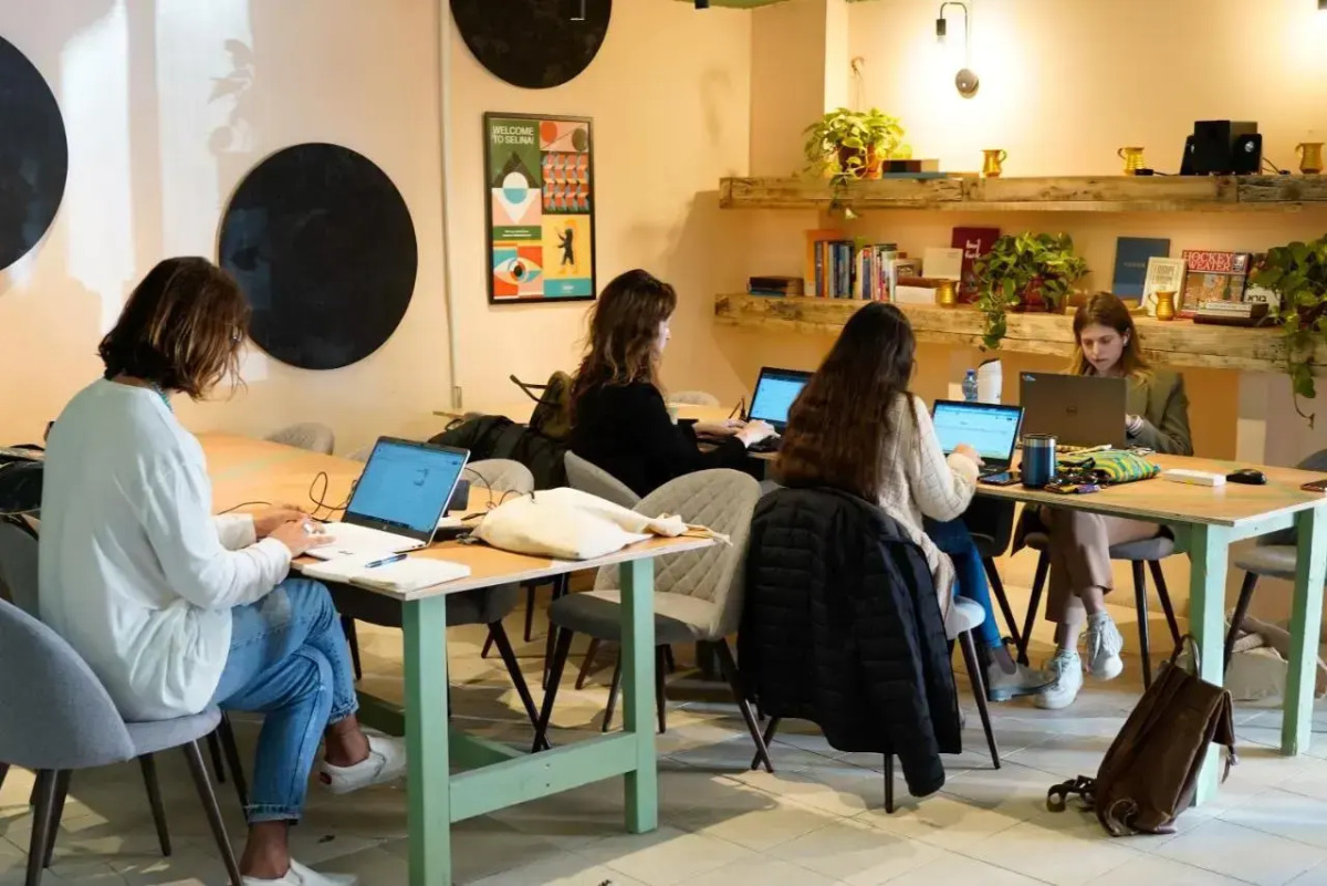 THE GUTMAN TLV - Neve Tzedek