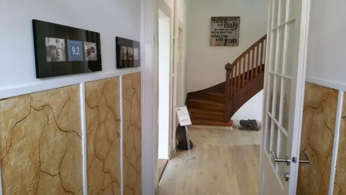 Max Aviation Villa & Apartments