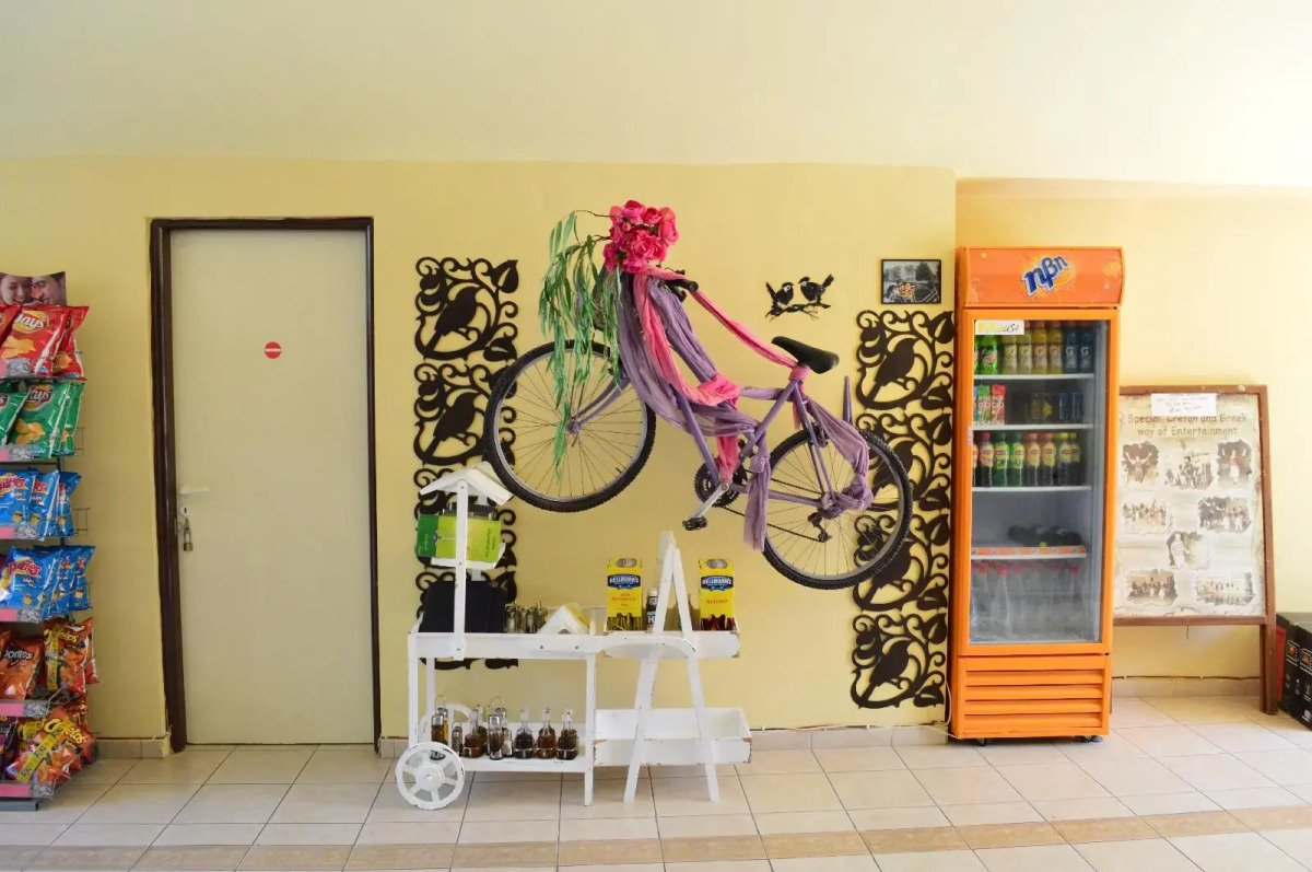 Отель Alexandros 