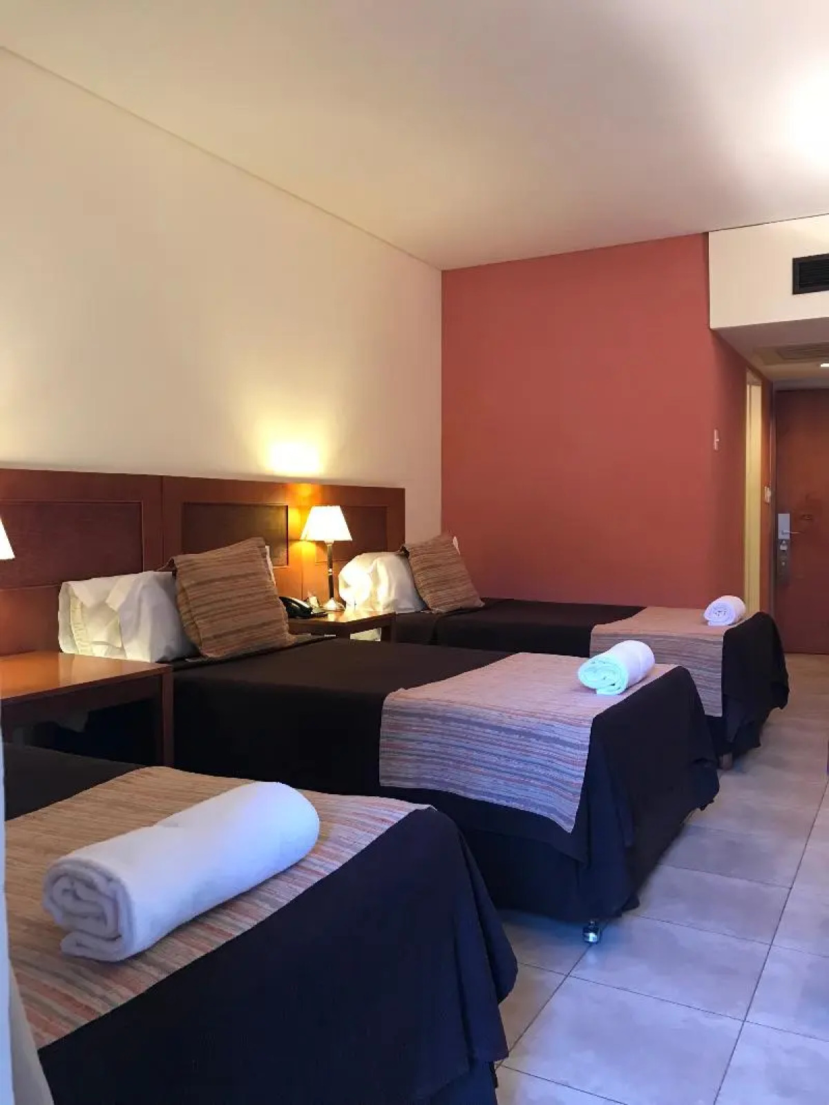 Raices Esturion Hotel