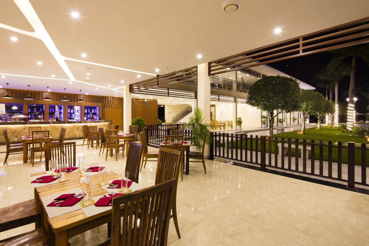 Diamond Bay Condotel - Resort Nha Trang