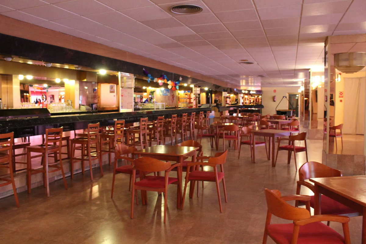 Отель Esplendid