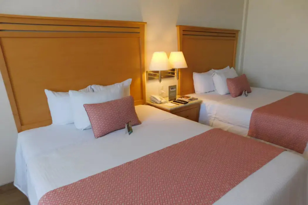 Hotel Palacio Azteca Tijuana, Trademark by Wyndham