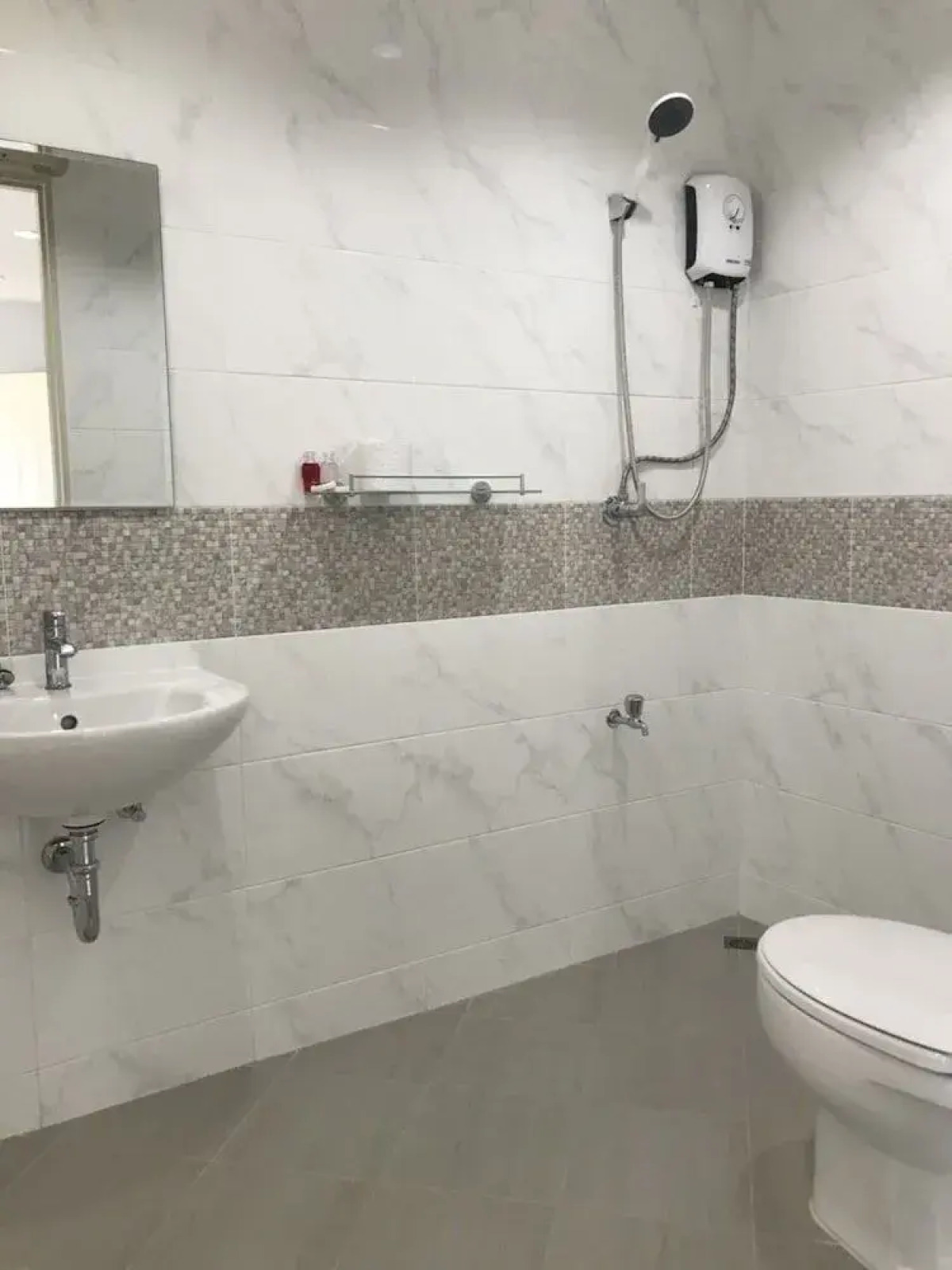 Living at Sphere Apartment - Family room