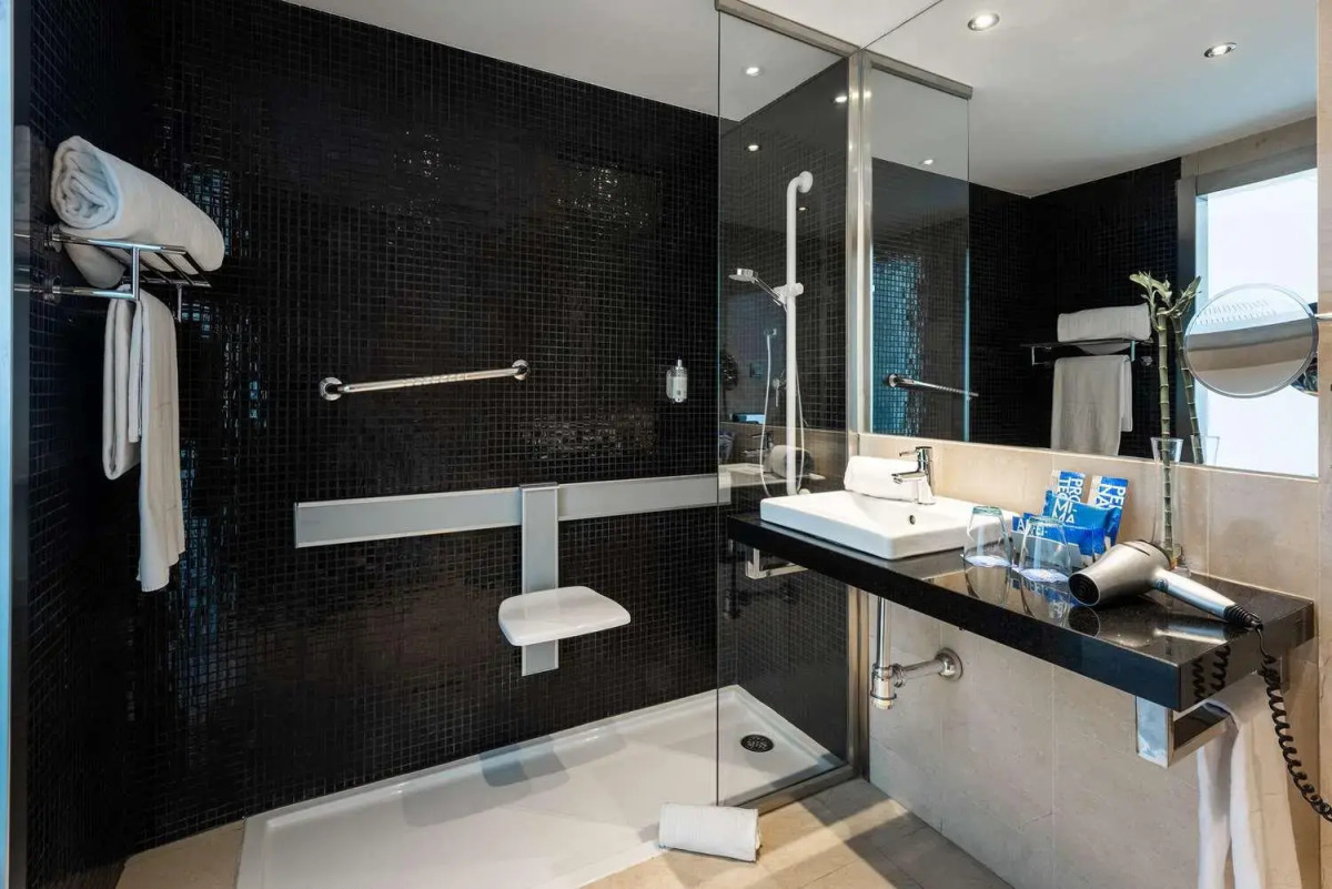 Hotel Cádiz Paseo del Mar Affiliated by Meliá