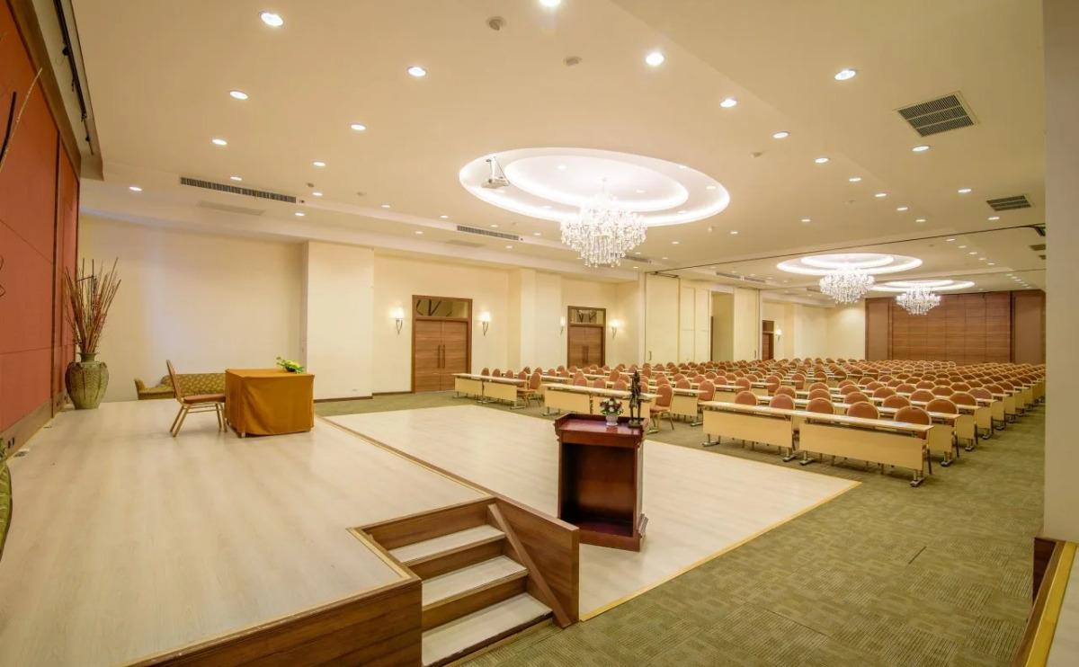 Golden Beach Cha-Am Hotel