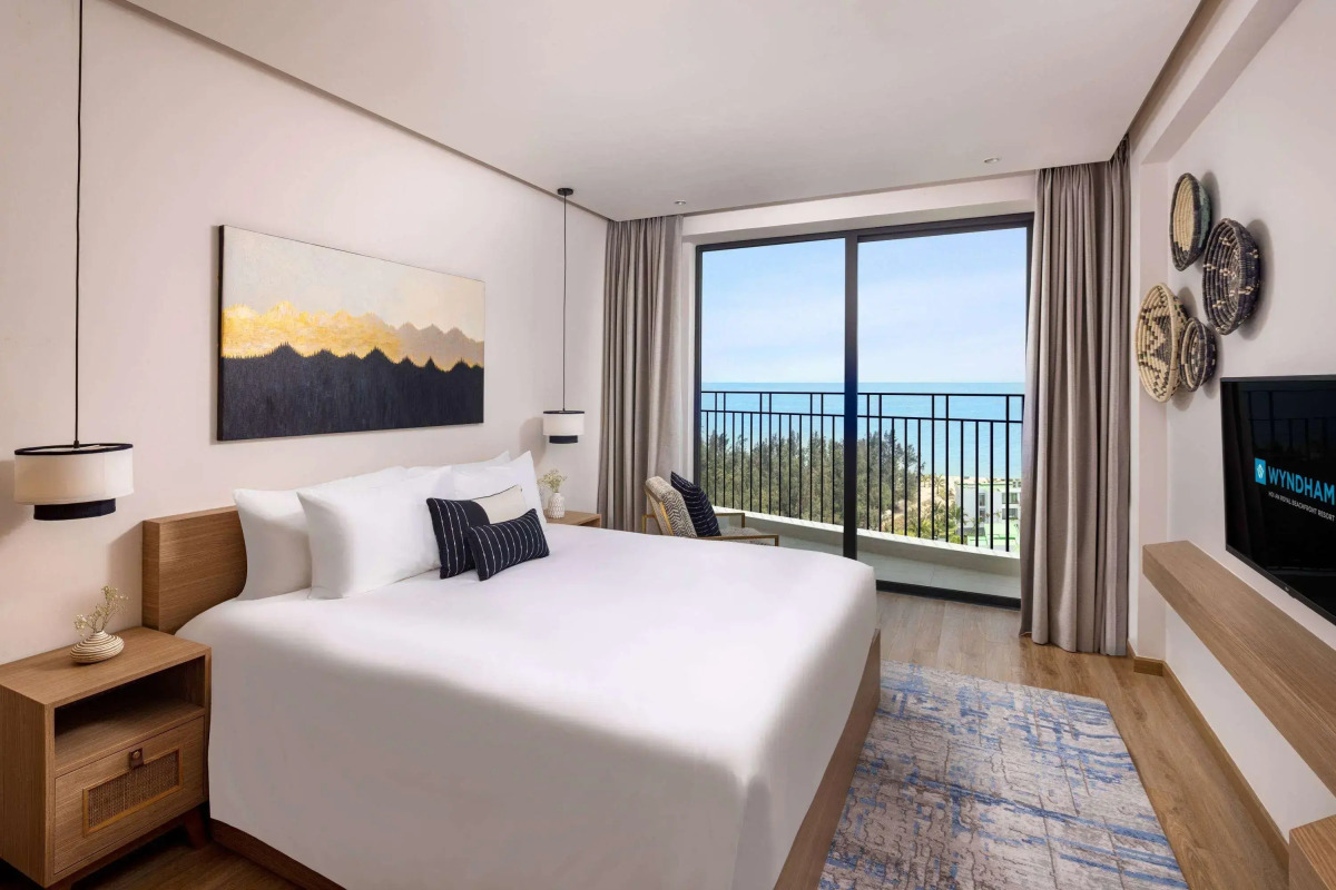 Wyndham Hoi An Royal Beachfront Resort & Villas