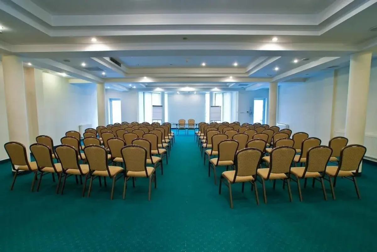 Ambasador Chojny Hotel Lodz