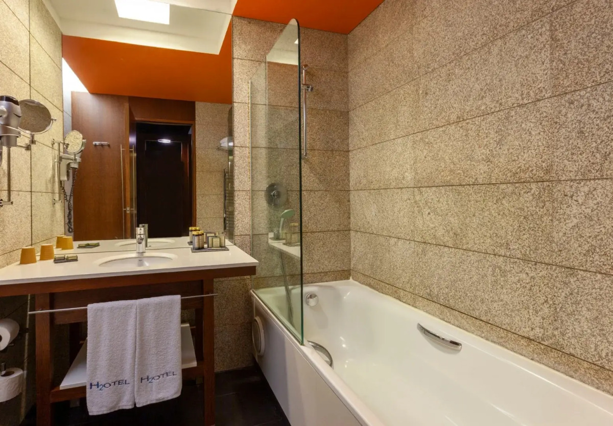 H2otel Congress & Medical Spa