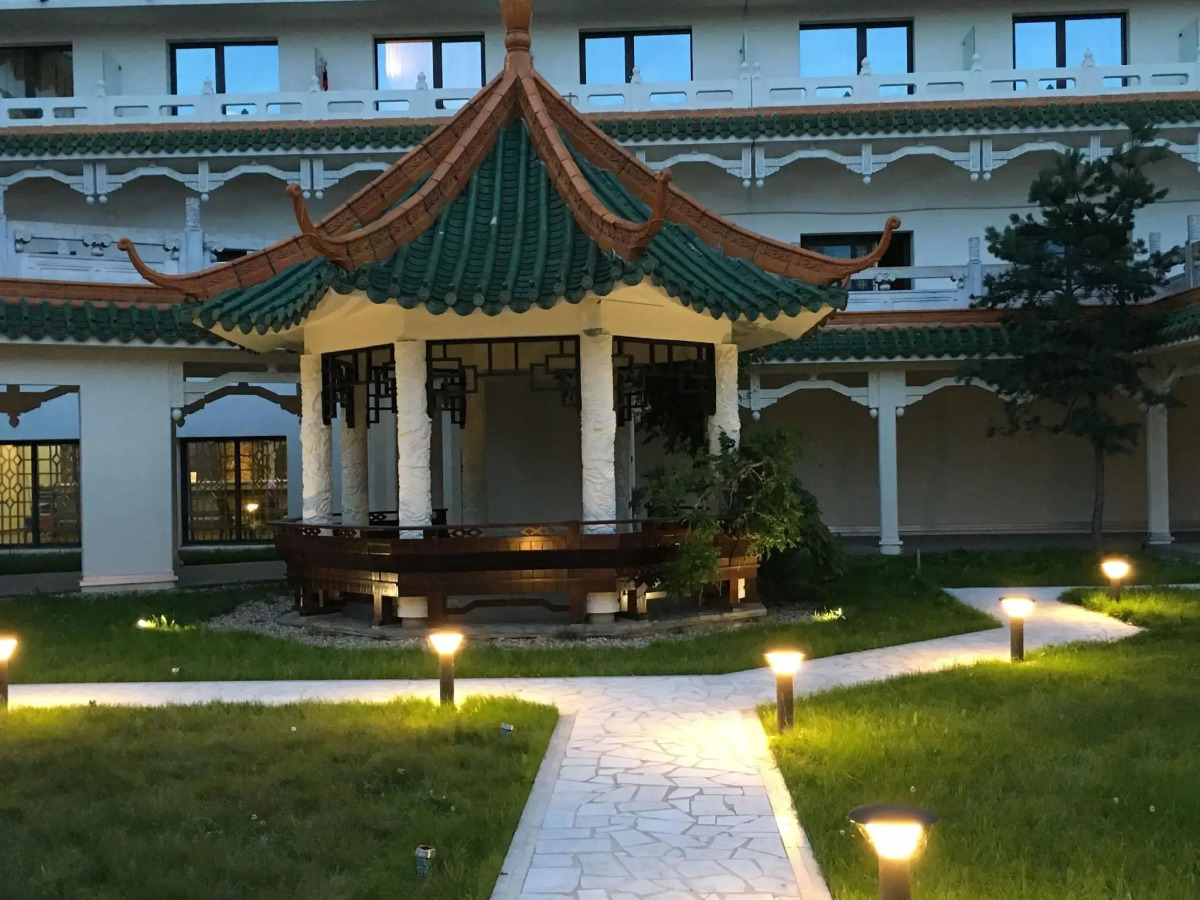 Huatian Chinagora Hotel