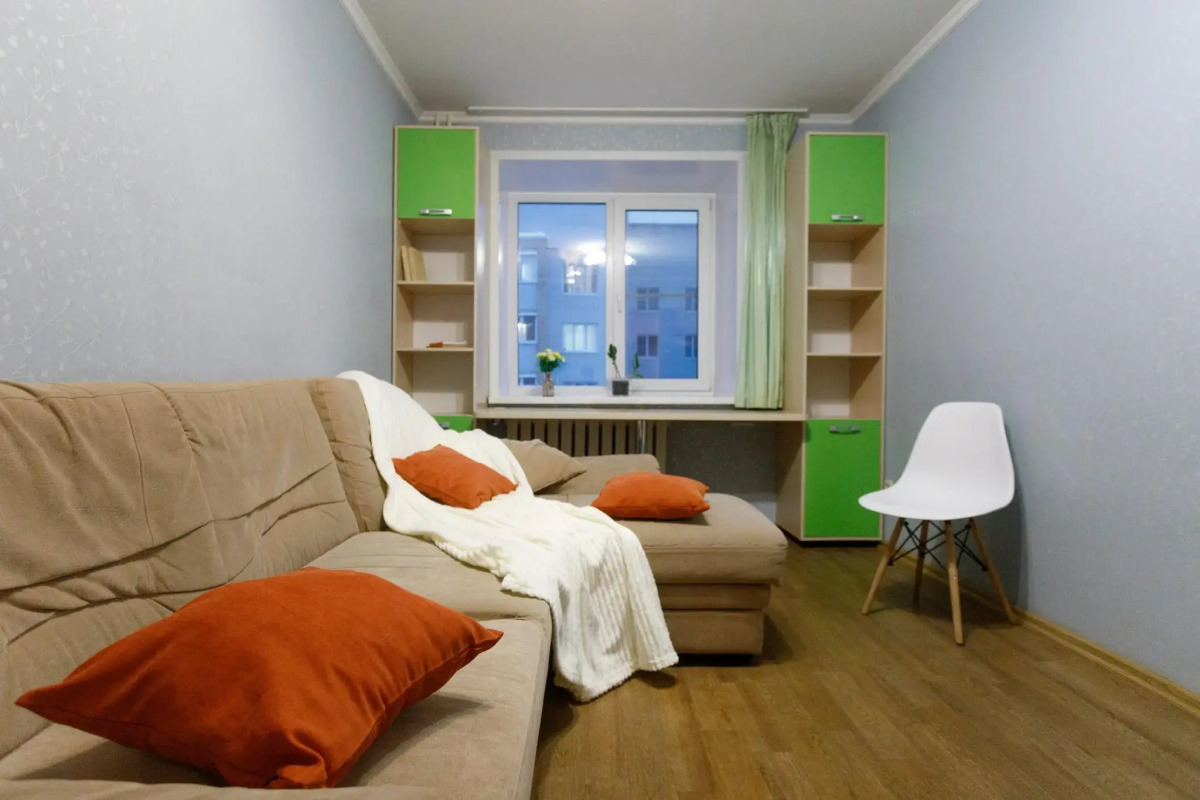 Версаль на улице Пролетарская 25