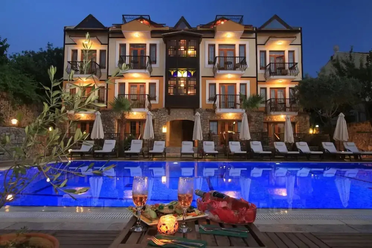 The Olive Tree Studios - Adults Only