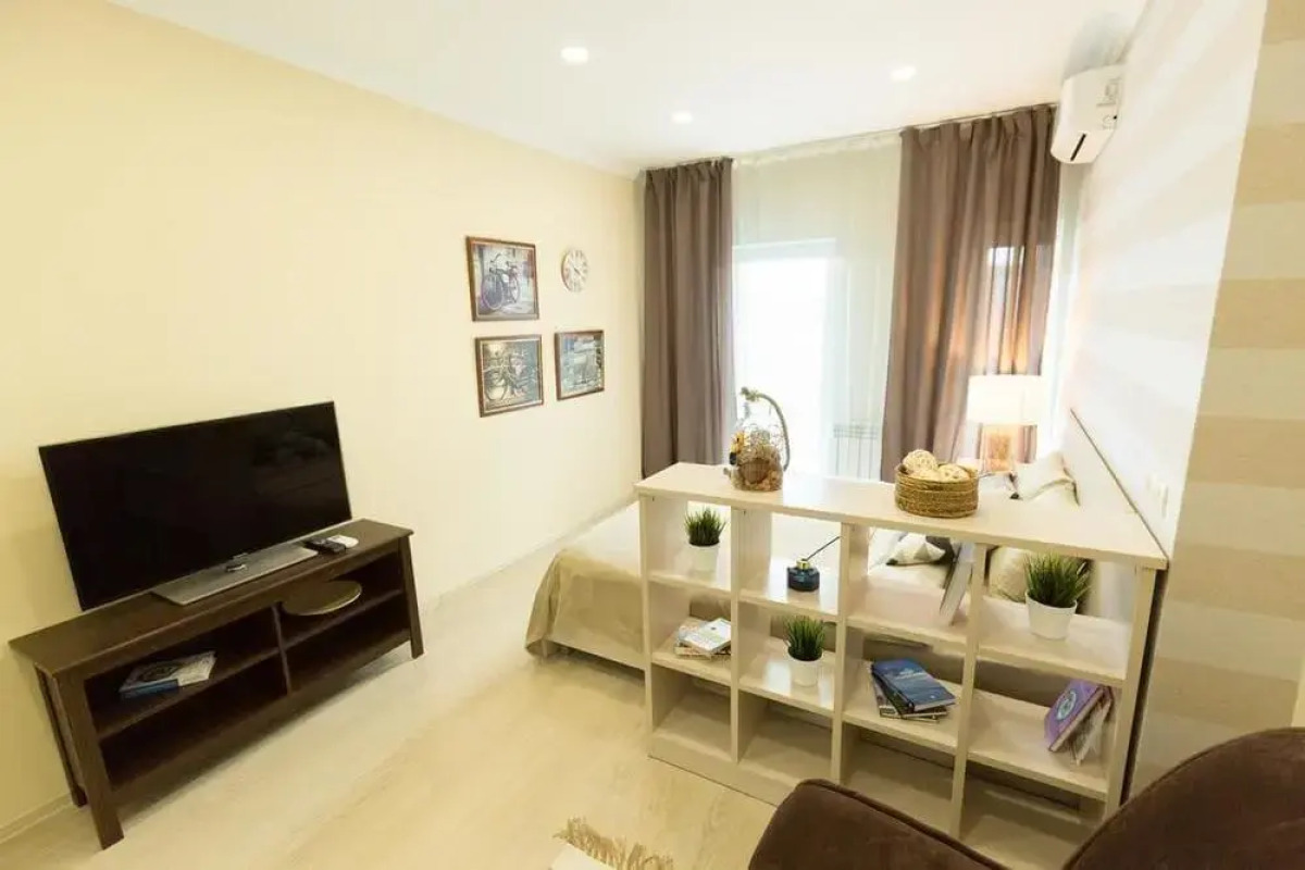 Азбука на улице Октябрьской Революции 23A