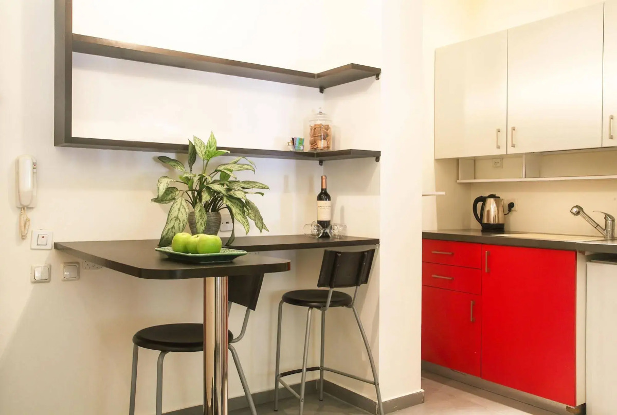 Townhouse Residence a member of Brown Hotels