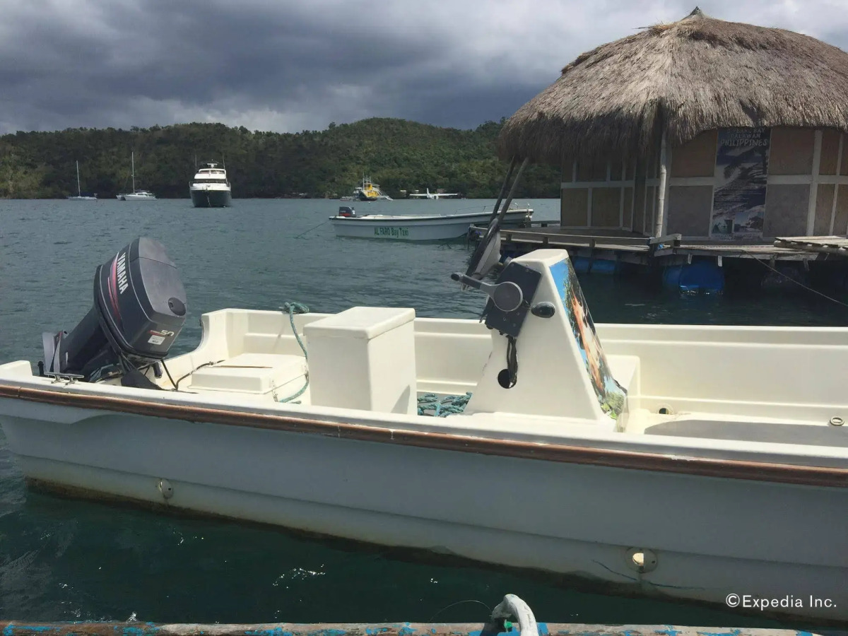 Al Faro Cosmio Hotel