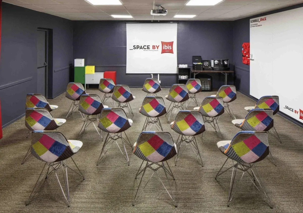 ibis London Luton Airport