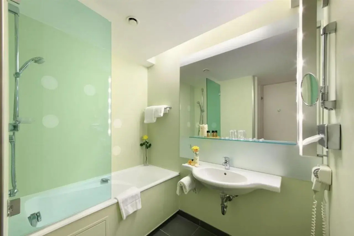 Hotel Schloss Weikersdorf