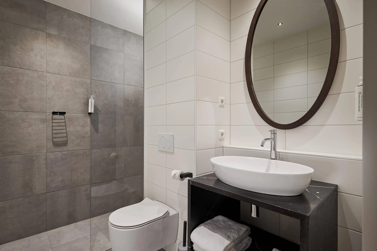 Corendon Amsterdam Schiphol Airport, a Tribute Portfolio Hotel