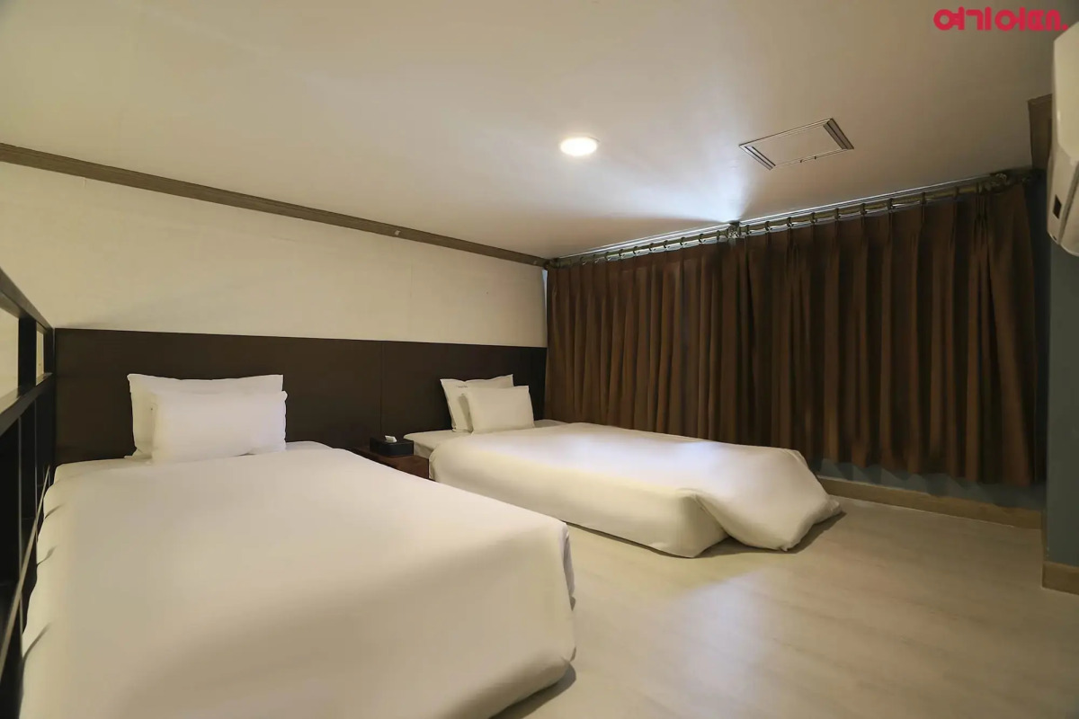 Hotel Hue Loft