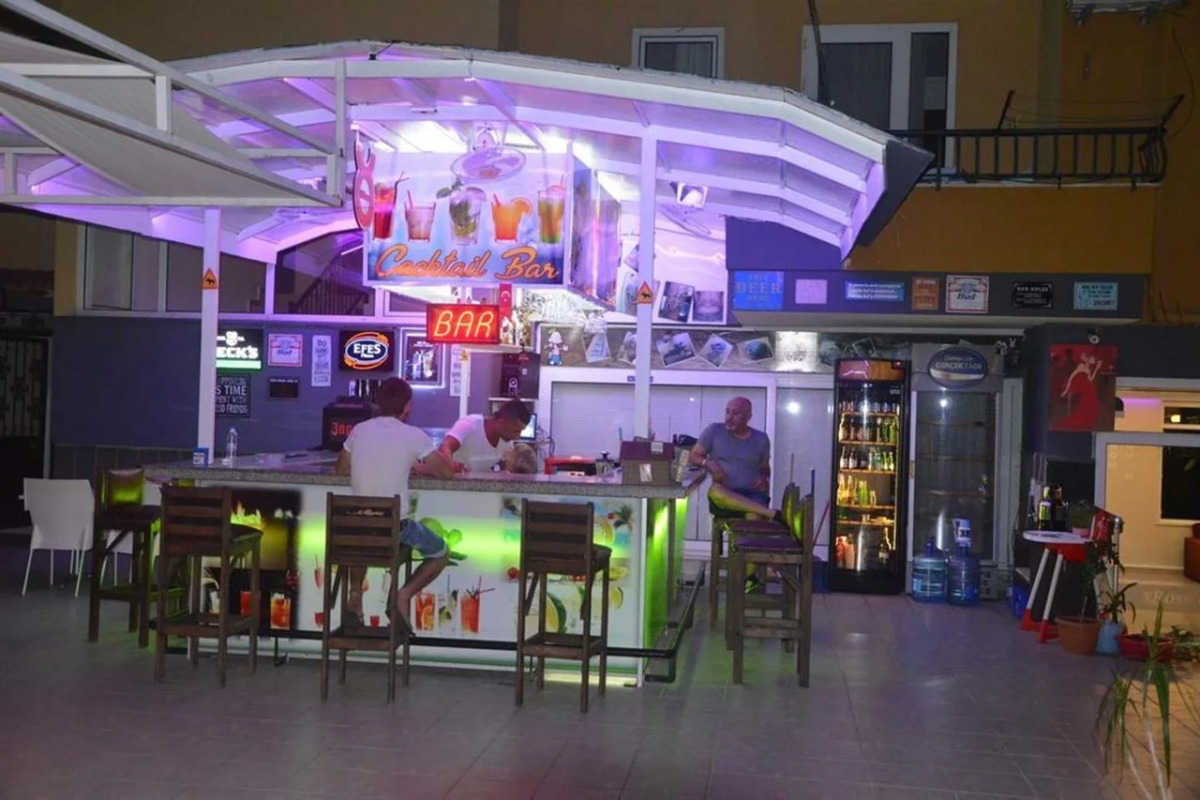 Rose Garden Apart Hotel